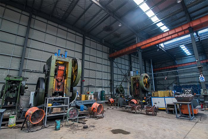 诸暨网架配件-锥头加工车间